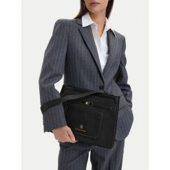 Torebka Beverly Hills Polo Club. Czarne torebki klasyczne damskie Beverly Hills Polo Club, bez dodatków. Za 199.99 zł.