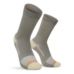 Turystyczne skarpety rowerowe Kolarstwo Siroko ST1 Green. Zielone skarpetki damskie SIROKO, bez wzorów, z tkaniny. Za 55.00 zł.