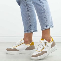 Beżowe sportowe buty damskie McBraun 23233. Brązowe obuwie sportowe casual damskie McBraun, ze skóry, na fitness i siłownię. Za 99.00 zł.