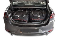 Torby Do Bagażnika Mazda 3 Limousine 2018+ 5Szt Kjust. Czarne torby podróżne KJUST, bez wzorów, z kauczuku. Za 1,595.00 zł.