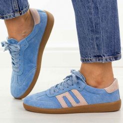 Niebieskie skórzane półbuty damskie Filippo Dp7549/26. Niebieskie półbuty damskie Filippo, na jesień, bez wzorów, z jeansu, bez obcasa, na płaskiej podeszwie, bez zapięcia. Za 239.00 zł.