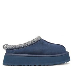 Kapcie Ugg. Niebieskie kapcie damskie Ugg. Za 549.99 zł.