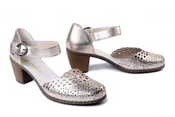 RIEKER 40902-90 silver/platinum, czółenka damskie. Żółte czółenka damskie Rieker, bez wzorów, bez obcasa. Za 299.90 zł.