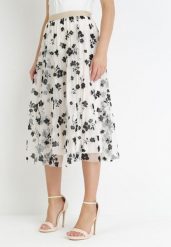 Jasnobeżowa Tiulowa Spódnica z Welurowym Wzorem w Kwiaty i Gumką w Pasie Iyosi. Brązowe spódnice damskie Born2be, bez wzorów, z tiulu, midi. Za 54.99 zł.