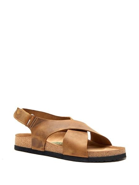 Comfortfusse Skórzane sandały w kolorze jasnobrązowym rozmiar: 40. Brązowe sandały damskie Comfortfüße, bez wzorów, ze skóry, z otwartym noskiem, bez obcasa, bez zapięcia. Za 180.06 zł.