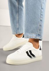 Białe Sneakersy Ozdobione Paskami Sadleane. Białe obuwie sportowe damskie Renee, z jeansu, bez zapięcia. Za 59.99 zł.