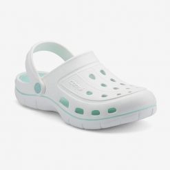 Coqui Jumper damskie klapki. Białe klapki damskie Coqui, bez wzorów, bez obcasa, bez zapięcia. Za 135.99 zł.