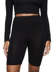 Triumph Szorty w kolorze czarnym rozmiar: L. Czarne szorty damskie Triumph, bez wzorów, z wełny, z podwyższonym stanem. Za 104.39 zł.
