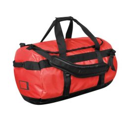 Wodoodporna Torba Na Sprzęt. Czarne torby sportowe STORMTECH, bez wzorów. Za 626.99 zł.