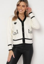 Jasnobeżowy Sweter Kardigan z Wiskozy z Naszywką Serca i Perłowymi Kieszeniami Aradhya. Brązowe kardigany damskie Born2be, z aplikacjami, z wiskozy. Za 159.99 zł.