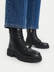 Nine West Trzewiki CEO-HY25751-7 Czarny. Czarne botki damskie Nine West, ze skóry, bez obcasa, na płaskiej podeszwie, bez zapięcia. Za 279.99 zł.