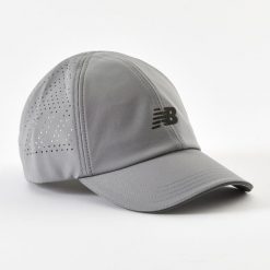 Czapka sportowa z daszkiem New Balance rozmiar 58. Brązowe czapki z daszkiem damskie New Balance, bez wzorów. Za 119.99 zł.