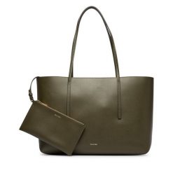 Torebka Calvin Klein. Zielone shopper bag Calvin Klein, bez dodatków. Za 584.99 zł.