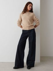 OPUS Sweter "Panep" w kolorze beżowym rozmiar: 40. Brązowe swetry klasyczne damskie Opus, bez kołnierzyka. Za 130.99 zł.