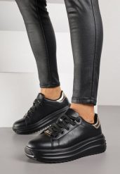 Czarne Sneakersy na Grubej Tłoczonej Podeszwie z Perforacją Anorriva. Czarne obuwie sportowe damskie Born2be, bez zapięcia. Za 129.99 zł.