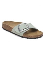 Birkenstock Skórzane klapki "Madrid" w kolorze zielonym rozmiar: 39. Zielone klapki damskie Birkenstock, bez wzorów, z nubiku, z otwartym noskiem, bez obcasa, bez zapięcia. Za 459.04 zł.