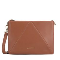 Torebka Jenny Fairy. Brązowe listonoszki damskie Jenny Fairy, bez wzorów, bez dodatków. Za 159.99 zł.
