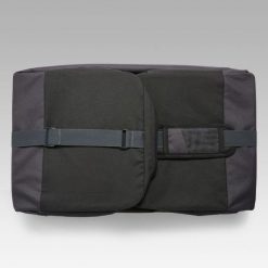 Torba sportowa Kipsta Hardcase 75 L. Czarne torby sportowe Decathlon, bez wzorów, z gumy, duże. Za 129.99 zł.