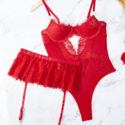 Body z koronką na wyjątkowe okazje Leny. Niebieskie body i gorsety Intica, bez wzorów, z koronki. Za 169.00 zł.