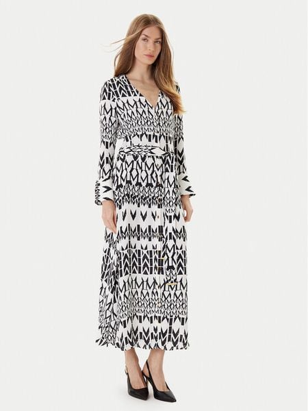 Marciano Guess Sukienka koszulowa 5YGK47 7352A Biały Regular Fit. Białe sukienki damskie Marciano Guess, z aplikacjami, z wiskozy, bez ramiączek. Za 839.00 zł.