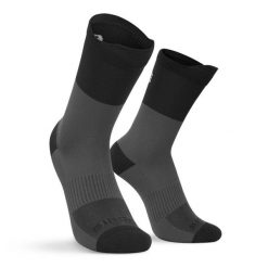 Skarpety za kostkę do biegania w terenie Trekking Siroko Pindos Black. Czarne skarpetki damskie SIROKO, bez wzorów, z materiału. Za 42.00 zł.