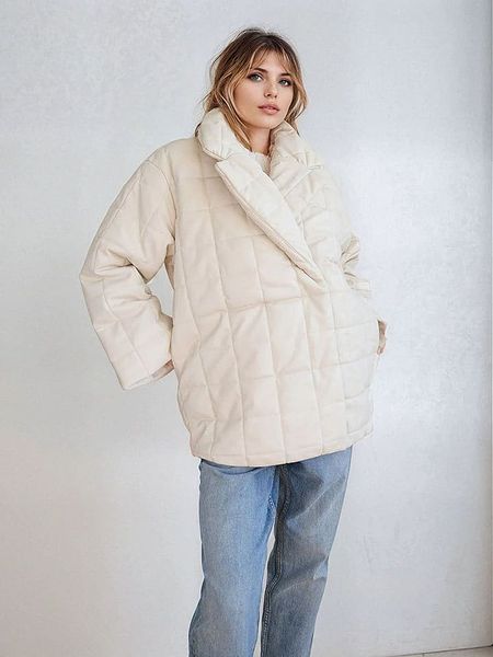 Monki Kurtka pikowana w kolorze kremowym rozmiar: XS. Brązowe kurtki damskie Monki, xs, bez wzorów, bez kaptura. Za 92.42 zł.