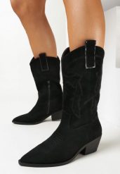 Czarne Botki w Stylu Kowbojek z Delikatnym Haftem Launide. Czarne botki damskie Born2be, na jesień, boho, bez obcasa, na obcasie, bez zapięcia. Za 159.99 zł.