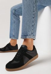 Czarne Sneakersy na Płaskiej Podeszwie z Ekoskóry ze Sznurowaniem Venioza. Czarne obuwie sportowe damskie Born2be, bez zapięcia. Za 59.99 zł.