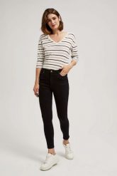 Jeansy skinny push up czarne. Czarne jeansy damskie MOODO. W wyprzedaży za 59.99 zł.