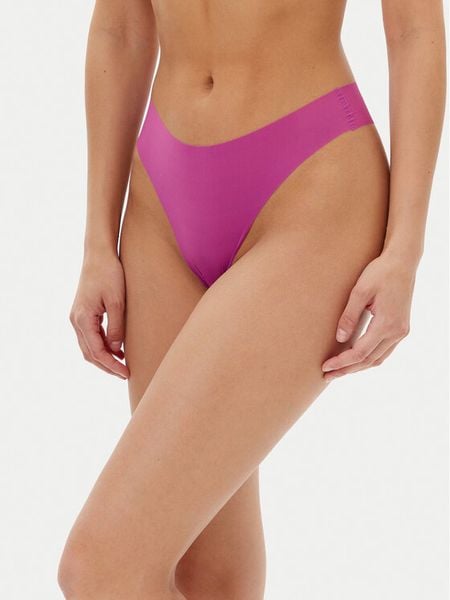 Chantelle Stringi Pulpies C22HG9 Fioletowy. Fioletowe stringi Chantelle, bez wzorów, z syntetyku. Za 29.99 zł.