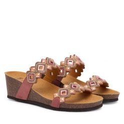 Klapki Scholl. Czerwone klapki damskie Scholl, bez wzorów, bez obcasa, bez zapięcia. Za 424.99 zł.