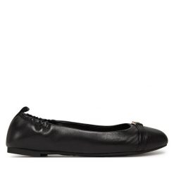 Baleriny MICHAEL Michael Kors. Czarne balerinki damskie MICHAEL Michael Kors, bez wzorów. Za 279.99 zł.