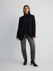 Jeansy mom fit - szary. Szare jeansy damskie Reserved. W wyprzedaży za 109.99 zł.