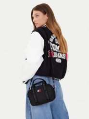 Tommy Jeans Torebka Tjw Ess Daily Crossover AW0AW17889 Czarny. Czarne torebki klasyczne damskie Tommy Jeans, z jeansu, bez dodatków. Za 188.99 zł.