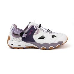 Sandały Frosty V4 wodoodporne, regulowane, z antypoślizgową podeszwą. Białe sandały damskie Izas, bez wzorów, bez obcasa, bez zapięcia. W wyprzedaży za 265.17 zł.