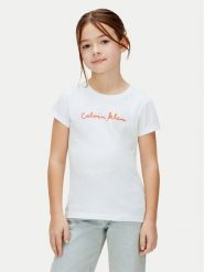 Calvin Klein Jeans T-Shirt LVCKSJA17G Biały Regular Fit. Białe koszulki i t-shirty dziewczęce Calvin Klein Jeans, bez wzorów, z bawełny, bez kołnierzyka, bez ramiączek. Za 109.99 zł.