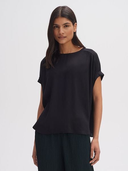 OPUS Koszulka w kolorze czarnym rozmiar: S. Czarne koszulki damskie Opus, s, bez wzorów, z wiskozy, bez kołnierzyka, bez ramiączek. Za 117.73 zł.