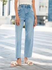 Jeansy straight high waist - niebieski. Niebieskie jeansy damskie Sinsay, z podwyższonym stanem. Za 69.99 zł.