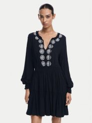 Desigual Sukienka codzienna Jacksonville 24WWVW64 Czarny Regular Fit. Czarne sukienki damskie Desigual, bez wzorów, z wiskozy, bez ramiączek. Za 219.99 zł.