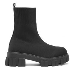 Botki DeeZee. Czarne botki damskie DeeZee, bez obcasa, na płaskiej podeszwie, bez zapięcia. Za 84.99 zł.