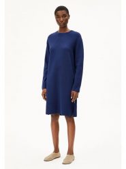 Armedangels Sukienka dzianinowa "Rosanniaas" w kolorze granatowym rozmiar: L. Niebieskie sukienki damskie ARMEDANGELS, bez wzorów, z bawełny, bez ramiączek. Za 230.53 zł.