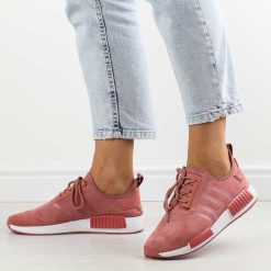 Różowe sportowe buty damskie 8159-20. Czerwone obuwie sportowe casual damskie Suzana, z nubiku. Za 69.00 zł.