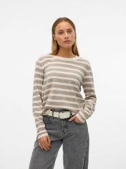 Vero Moda Sweter w kolorze beżowo-kremowym rozmiar: S. Brązowe swetry klasyczne damskie Vero Moda, s, ze splotem, bez kołnierzyka. Za 65.85 zł.