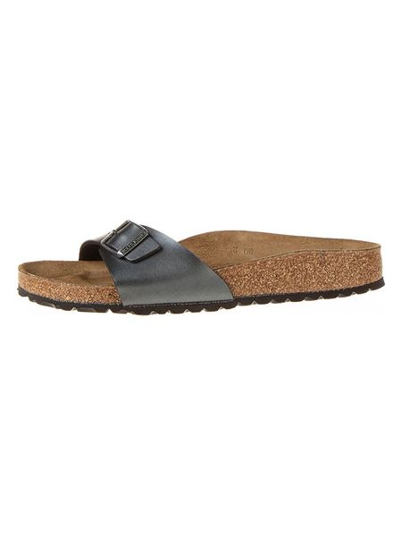 Birkenstock Klapki w kolorze czarnym rozmiar: 36. Szare klapki damskie Birkenstock, bez wzorów, z otwartym noskiem, bez obcasa, bez zapięcia. Za 269.75 zł.