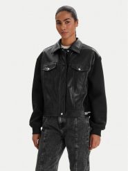 Karl Lagerfeld Jeans Kurtka z imitacji skóry B1W15027 Czarny Regular Fit. Czarne kurtki damskie Karl Lagerfeld Jeans, xl, bez wzorów, z jeansu, bez kaptura. Za 1,089.00 zł.