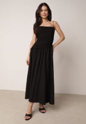 Czarna Bawełniana Sukienka Koktajlowa na Ramiączkach z Asymetryczną Górą Thelis. Czarne sukienki damskie Born2be, bez wzorów, z bawełny, eleganckie, bez ramiączek. Za 169.99 zł.
