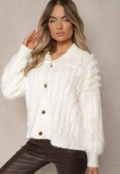 Jasnobeżowy Kardigan Puchaty z Dodatkiem Bawełny i Golfem Ozdobiony Guzikami Mevalinda. Brązowe golfy damskie Renee, bez wzorów, z bawełny. Za 84.99 zł.