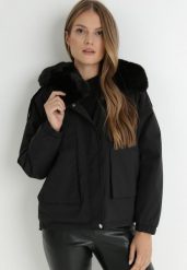 Czarna Kurtka z Futerkiem Vonop. Czarne kurtki damskie Born2be, l, bez wzorów, bez kaptura. Za 259.99 zł.