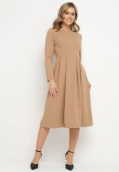 Ciemnobeżowa Elegancka Sukienka Rozkloszowana Temarielis. Brązowe sukienki damskie Born2be, bez wzorów, eleganckie, bez ramiączek. W wyprzedaży za 110.49 zł.