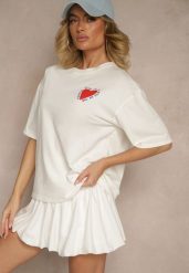 Jasnobeżowy T-shirt z Bawełny Ozdobiony Sercem Ranira. Brązowe t-shirty damskie Renee, z aplikacjami, z bawełny, bez kołnierzyka. Za 54.99 zł.